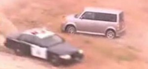 مطاردة حقيقية مضحكة جدا بين الشرطة وامرأة